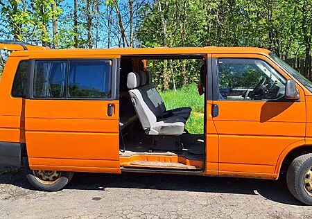 VW T4 Volkswagen Transporter 2.5 Tdi 102 PS, langer Radstand
