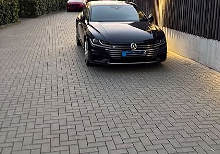 VW Arteon Volkswagen 2.0 TDI SCR DSG R-Line R-Line