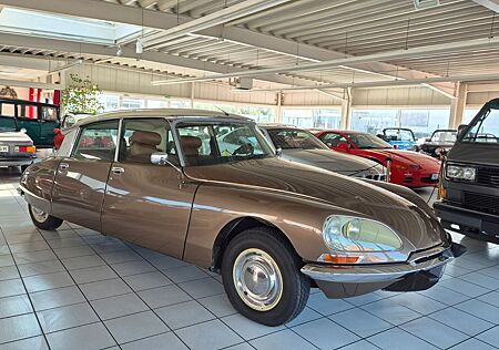 Citroën DS DSuper/Komplett restauriert im 1A Zustand