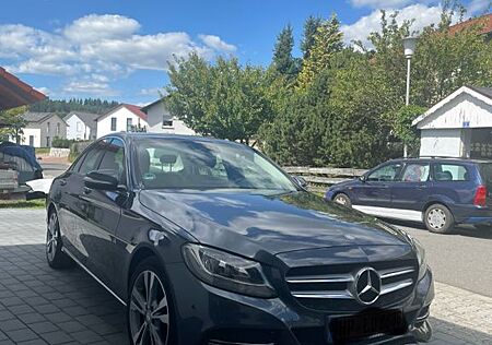 Mercedes-Benz 220 C d