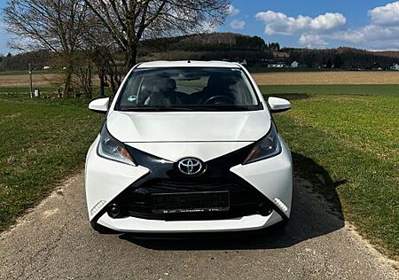 Toyota Aygo (X) Aygo 1,0
