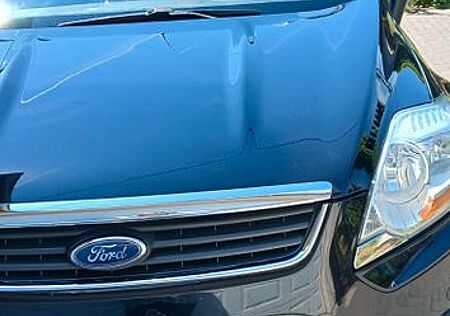 Ford Kuga 2,0 TDCi 2x4 Titanium Titanium