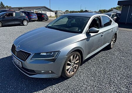 Skoda Superb Lim. Ambition 1.6 TDI DSG