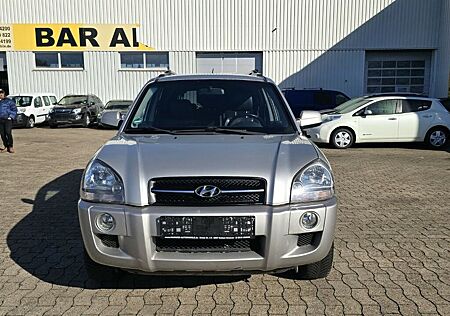 Hyundai Tucson 2.0 CRDi AT- TÜV 7.27 LEDER AHK KLIMAAUTO