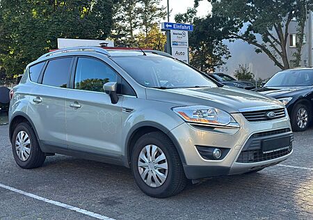 Ford Kuga 2,0 TDCi 4x4 Titanium * Top Extras *