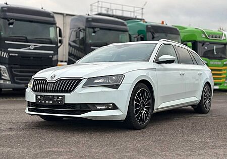 Skoda Superb 2.0 TDI DSG Style Combi Style