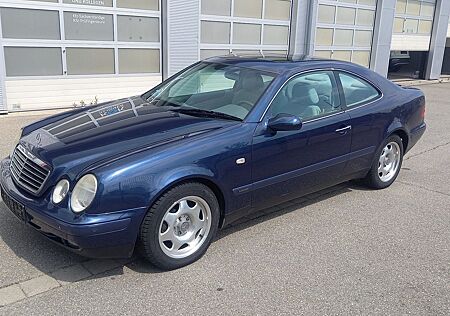 Mercedes-Benz CLK 230 KOMPRESSOR AVANTGARDE Avantgarde