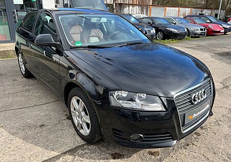 Audi A3 1.6 Attraction*Klima*Leder*