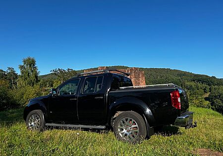 Nissan Navara V6, Pickup Double Cab LE, 4x4, Leder