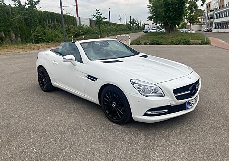 Mercedes-Benz SLK 200 -
