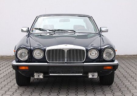 Jaguar Daimler Double Six Serie 3 mit 3 Jahren Garantie