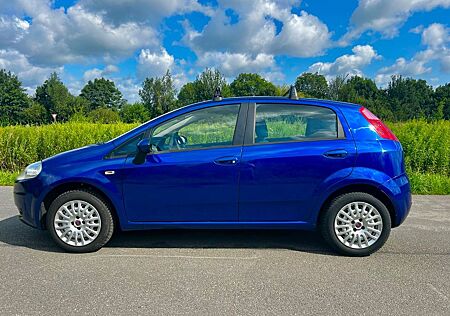 Fiat Punto Evo 1.4 8V Dynamic scheckheftgepflegt