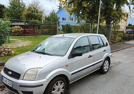 Ford Fusion 1.6 Benziner | 137.000 km | TÜV 05/26 |