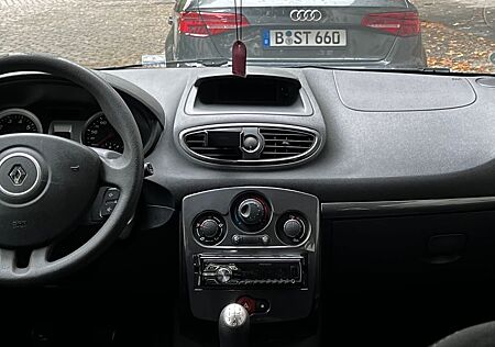 Renault Clio Collection 1.2 16V 75 Expression