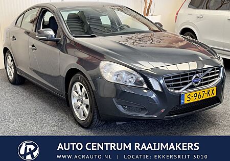 Volvo S60 1.6 T3 Kinetic CRUISE CONTROL CLIMATE CONTRO