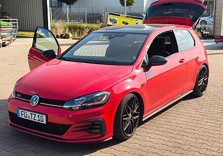 VW Golf Volkswagen GTI Perform. Schiebedach Garantie Standheiz