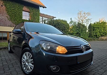 VW Golf Volkswagen 2.0 TDI 119 CO2 81 kW Comfortline
