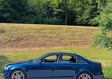 Audi A4 2.0 TFSI quattro S line S line