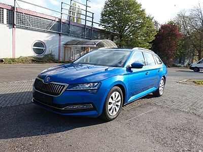 Skoda Superb Combi Premium Edition 2,0TDI DSG AHK ACC