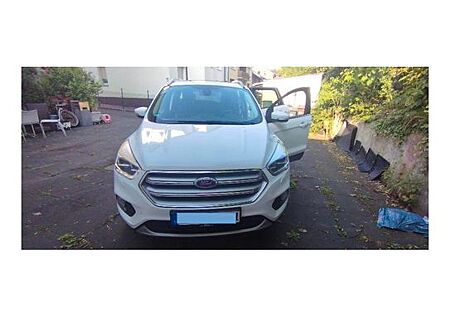 Ford Kuga 2,0 TDCi 4x2 110kW Titanium Titanium