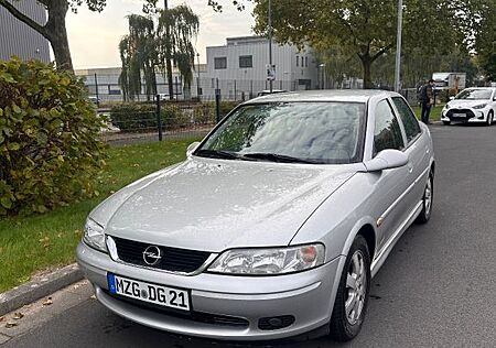 Opel Vectra 1.6 16V -