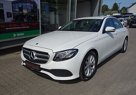 Mercedes-Benz E 220 d Limousine AVANTGARDE LED/KAM/TOTWIN/17''