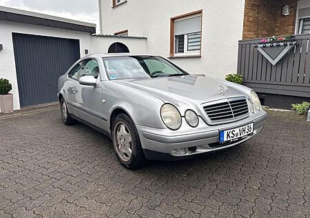 Mercedes-Benz CLK 200 ELEGANCE neuer TÜV