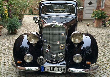 Mercedes-Benz 190 170 V Cabrio Limousine