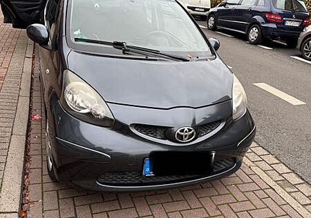 Toyota Aygo (X) Aygo (X) 1,0 -