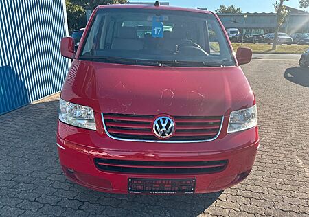 VW T5 Transporter Volkswagen Bus Multivan