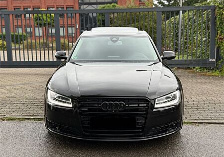 Audi A8 4.2 TDI tiptronic quattro Matrix