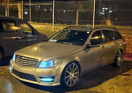 Mercedes-Benz C 220 CDI T BlueEFFICIENCY -