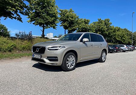 Volvo XC 90 XC90 D5 AWD Geartronic Momentum,AHK, kein AdBlue