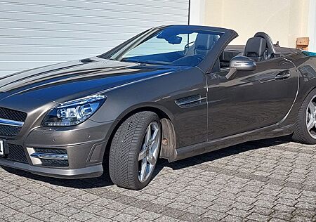 Mercedes-Benz SLK 200 -