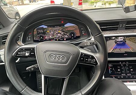 Audi A6 quattro S tronic -