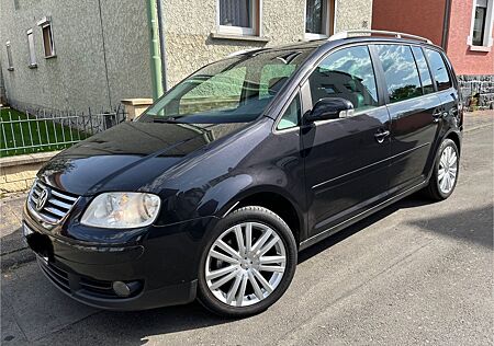 VW Touran Volkswagen 2.0 TDI Highline Highline