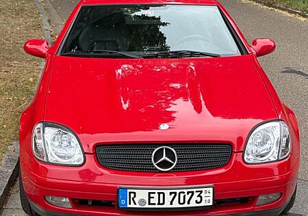 Mercedes-Benz SLK 200 -