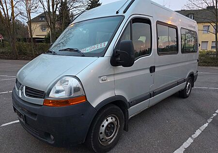 Renault Master 8 Sitze / Auffahrrampe Rollstuhl / CAMPER