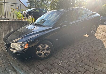 Volvo S60 2.4 D5 - zu Verkaufen