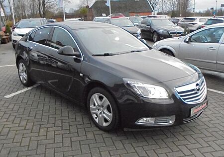 Opel Insignia 1.8 Edition