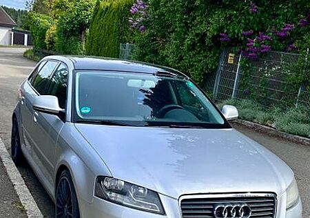 Audi A3 2.0 TDI 140ps +Panorama Dach /EURO 5