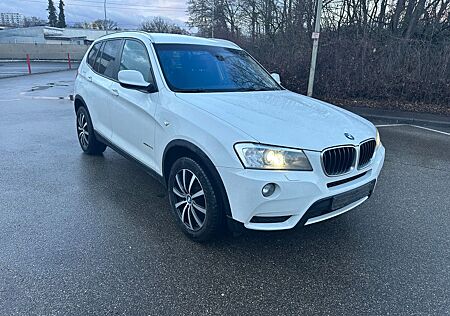 BMW X3 xDrive20d,Navi,BiXnon,Sitzh.,PDC