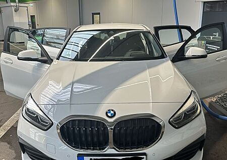BMW 118d NAVI , LED , 2020