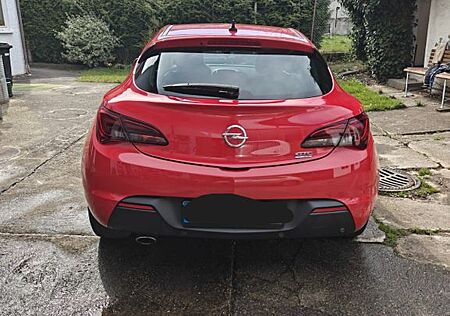 Opel Astra GTC 1.6 Turbo Edition Edition