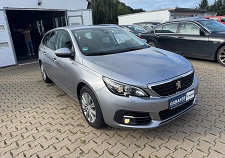 Peugeot 308 SW Active Pack Automatik Navi Kamera