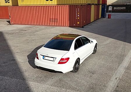 Mercedes-Benz C 180 BlueEFFICIENCY AVANTGARDE AVANTGARDE