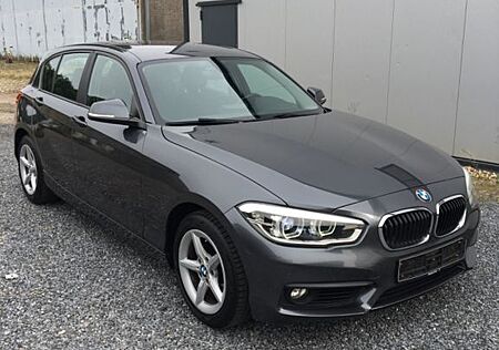 BMW 118i Sport Line Sport Line