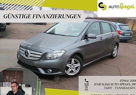 Mercedes-Benz B 200 CDI AHK schwenk. Navi SHZ PDC 8f. Bereift