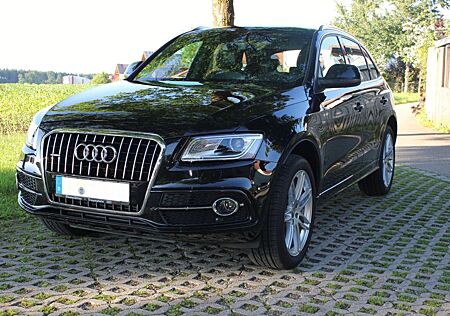 Audi Q5 2.0 TFSI quattro - S-Line,Navi,20 Zoll