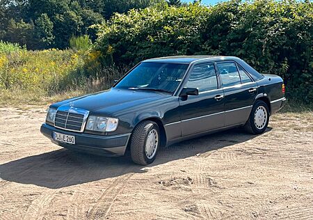 Mercedes-Benz E 260 Autom. Sportline-Leder TÜV neu